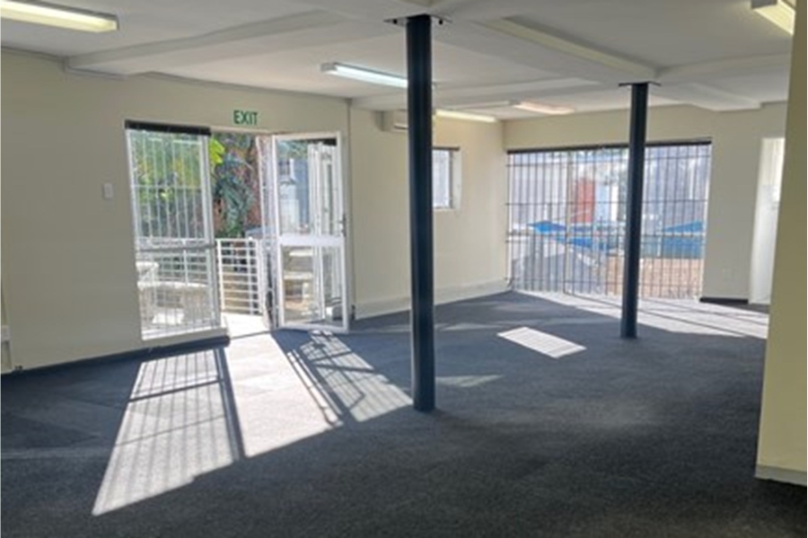 To Let commercial Property for Rent in Newton Park Eastern Cape